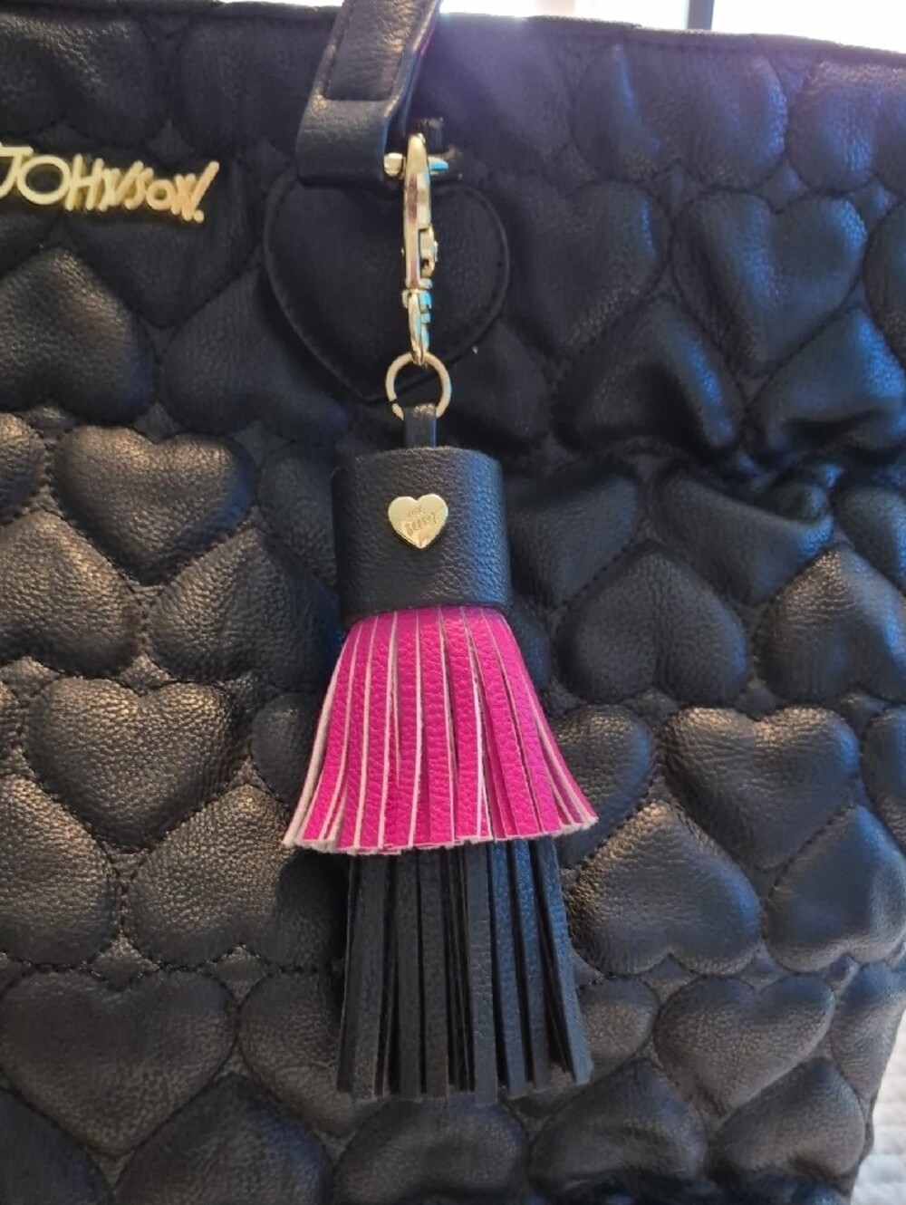 Betsey Johnson Black and Hot Pink Quilted Heart Tote with Tassel - Picture 4 of 10
